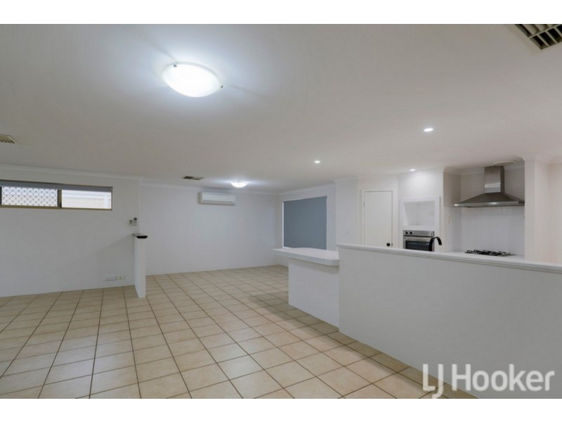 38 Mariners Cove Drive, Dudley Park WA 6210