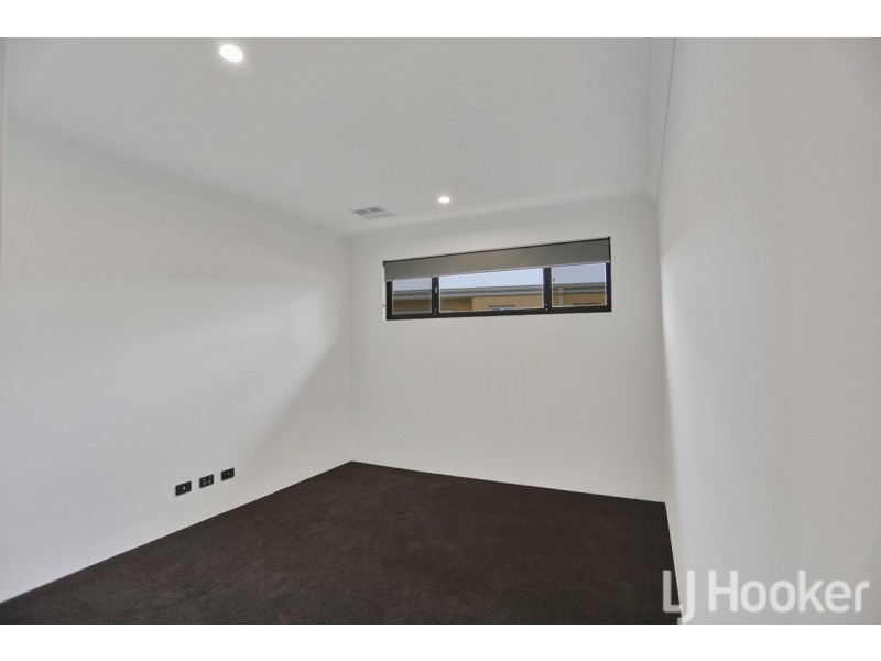 33 Sarasota Loop, Madora Bay WA 6210