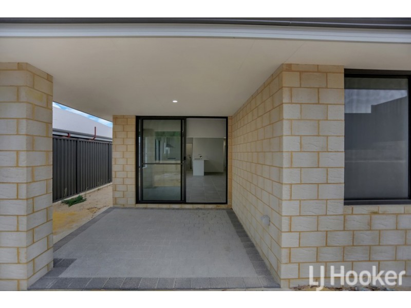 33 Sarasota Loop, Madora Bay WA 6210