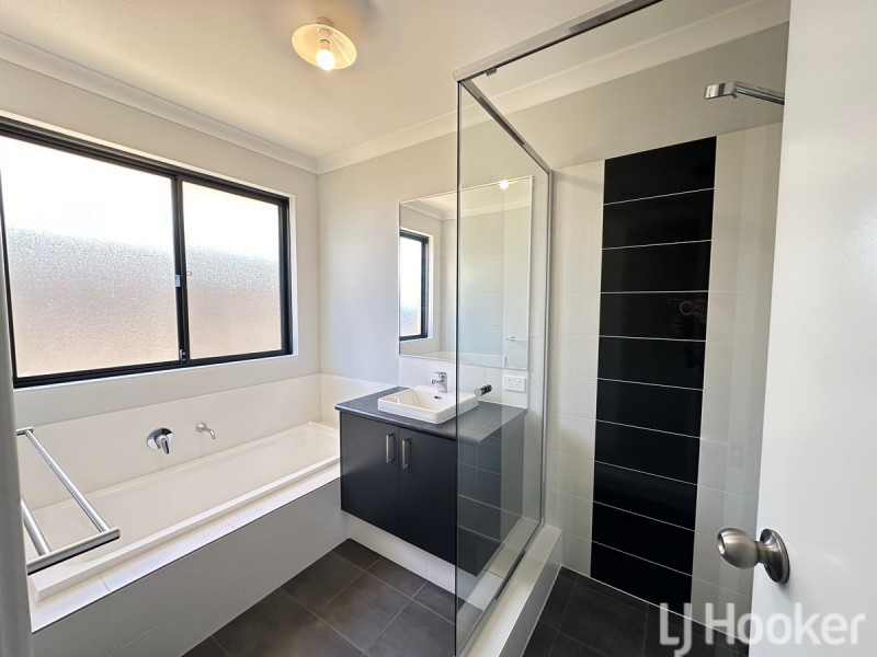 10 Lauderdale, Madora Bay WA 6210