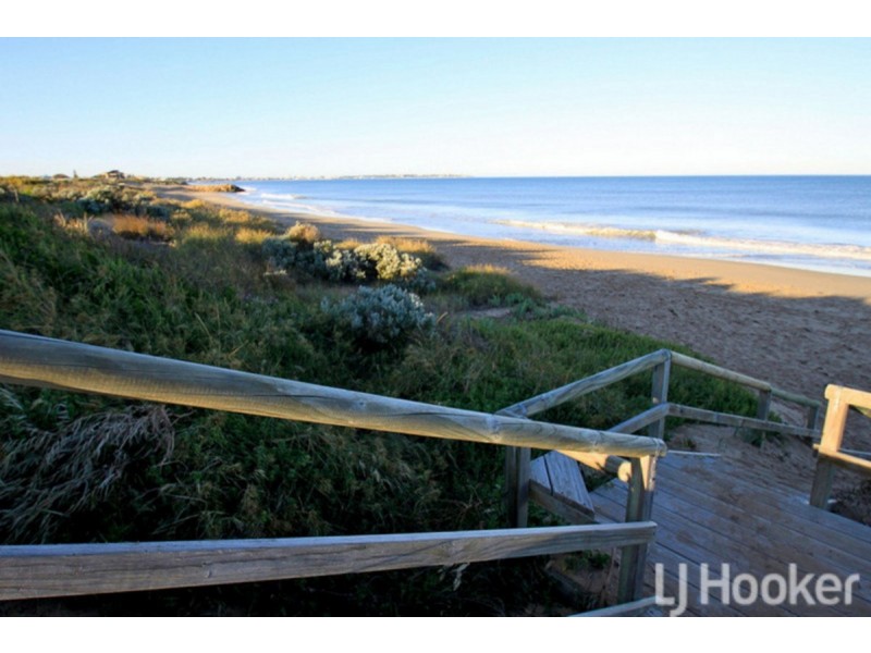 10 Lauderdale, Madora Bay WA 6210