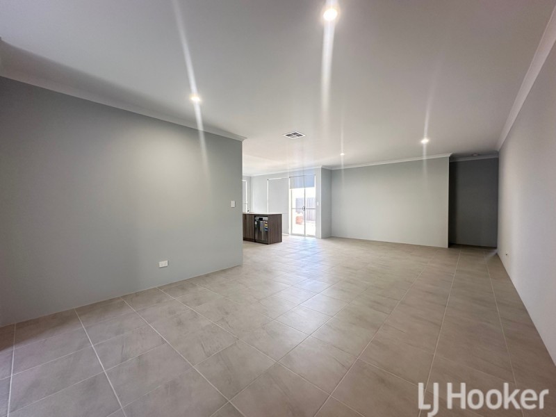 30 Sarasota Loop, Madora Bay WA 6210