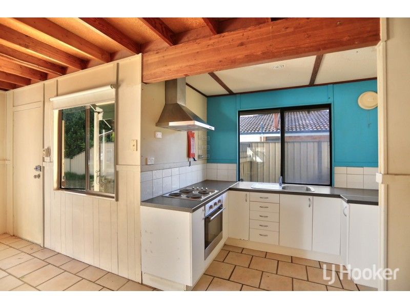 9 Clovelly Way, Warnbro WA 6169