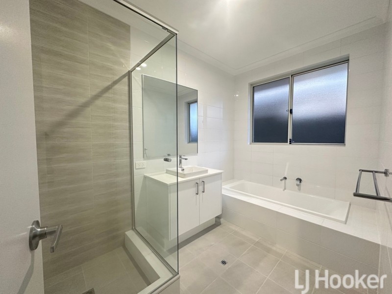 7 Moonlight Street, Madora Bay WA 6210