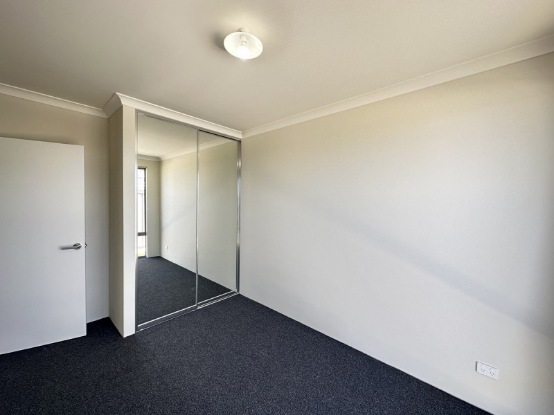 26 Feldspar Road, Karnup WA 6176