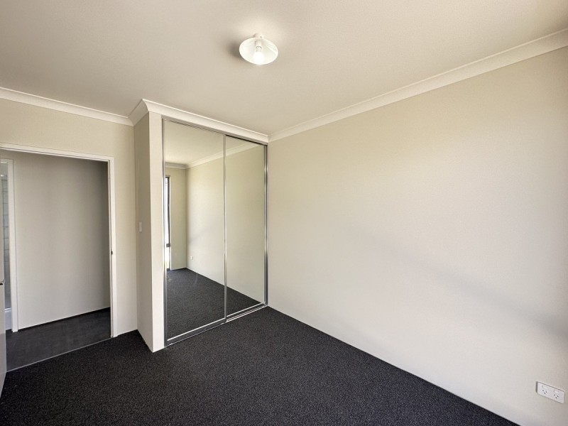 26 Feldspar Road, Karnup WA 6176