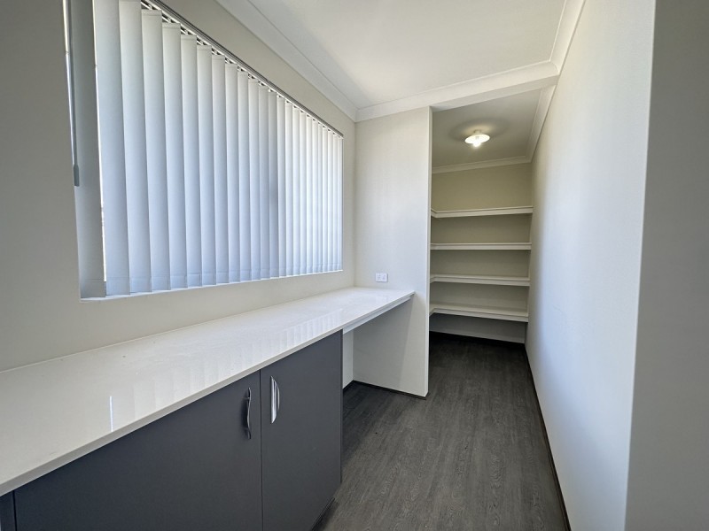 26 Feldspar Road, Karnup WA 6176