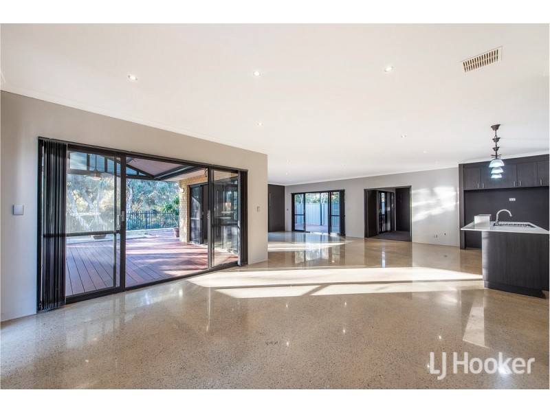 40 Placid Bend, South Yunderup WA 6208