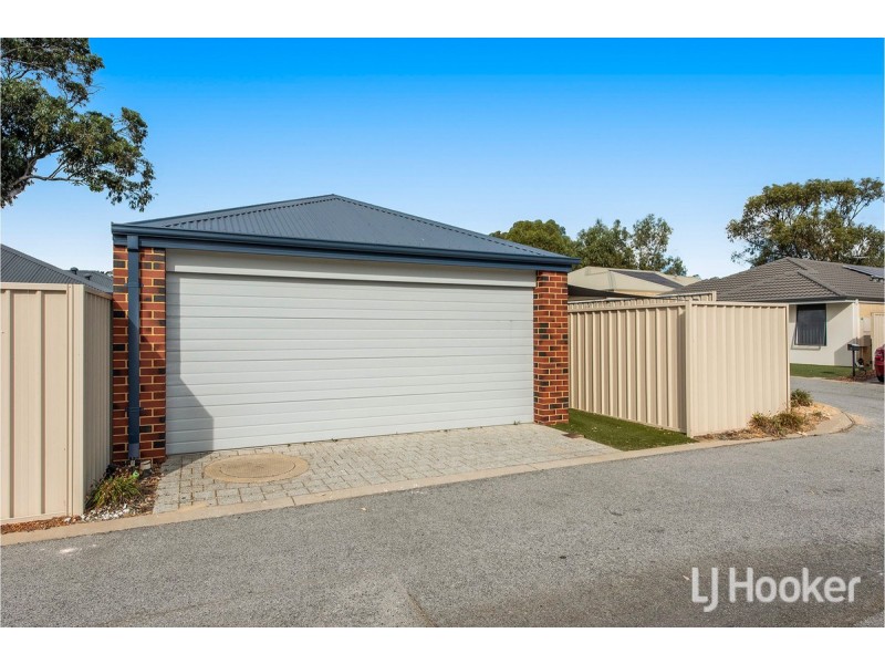 15 Ventura Way, Meadow Springs WA 6210