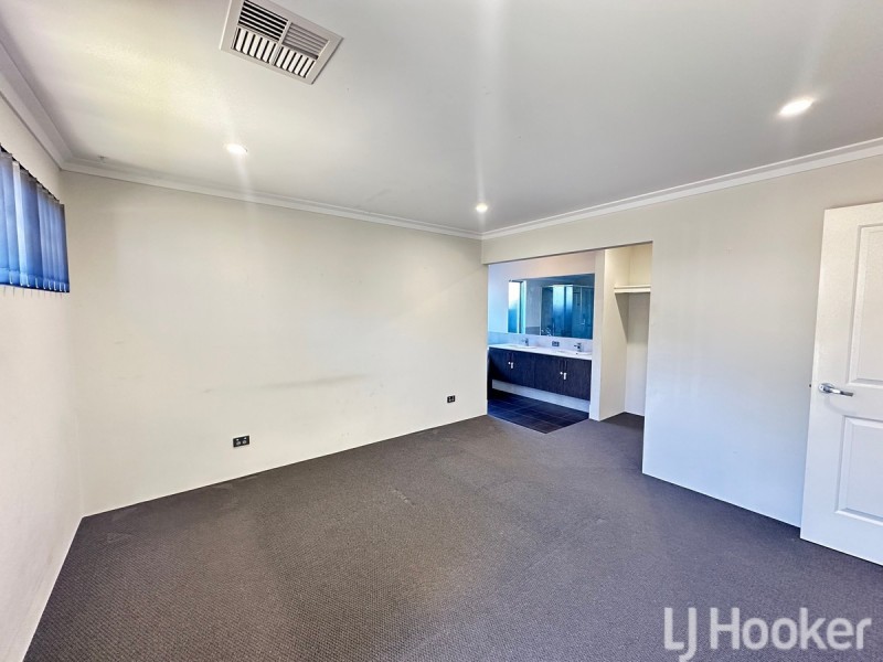 3 Dragonfly Boulevard, Lakelands WA 6180