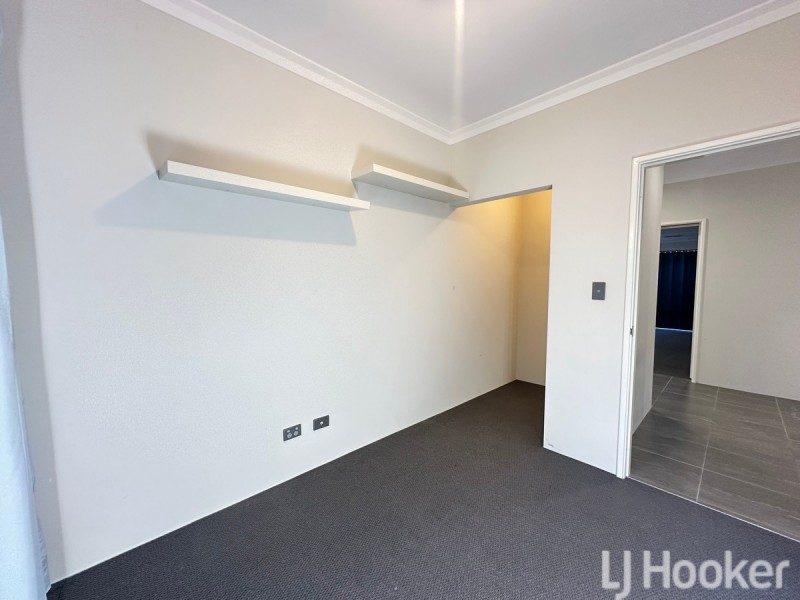 3 Dragonfly Boulevard, Lakelands WA 6180