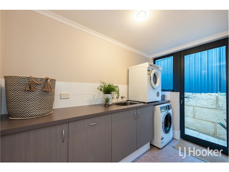 95 Leighton Road, Halls Head WA 6210