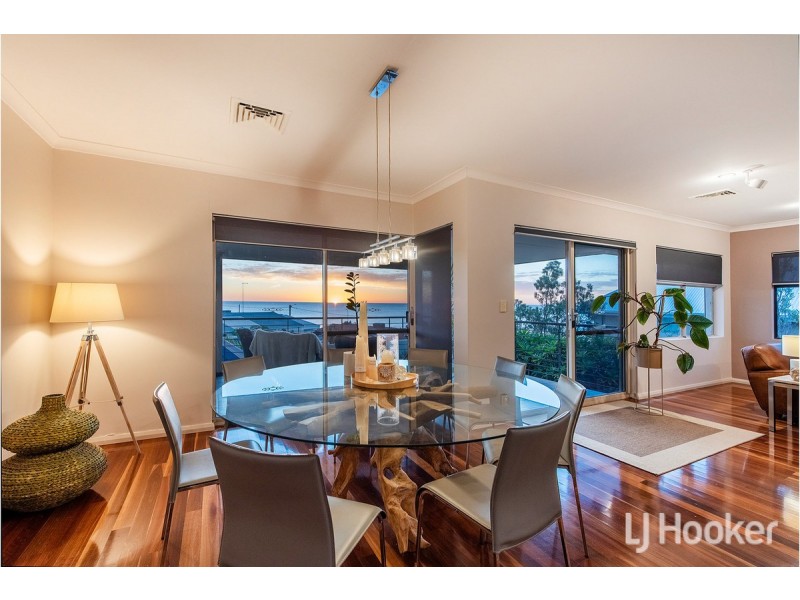 95 Leighton Road, Halls Head WA 6210