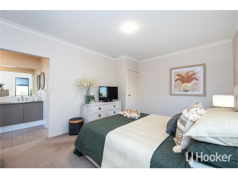 95 Leighton Road, Halls Head WA 6210