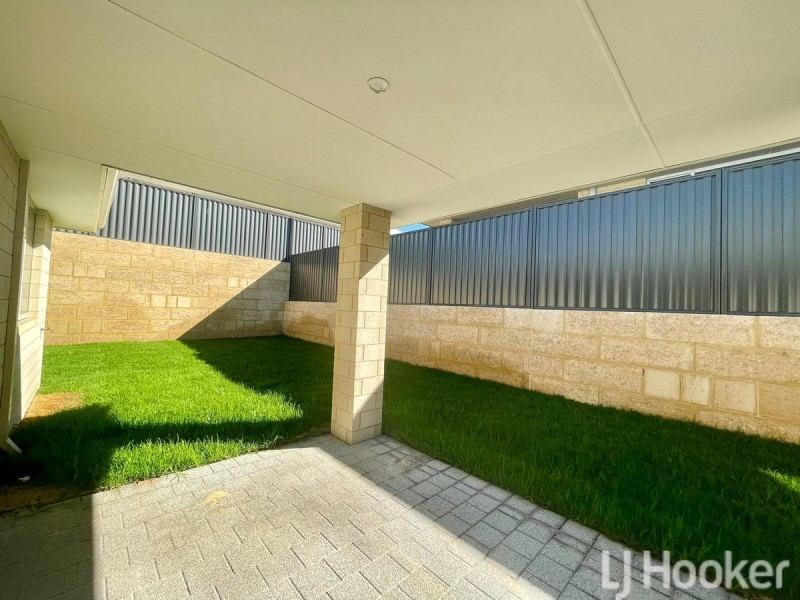 19 Huntington Street, Madora Bay WA 6210