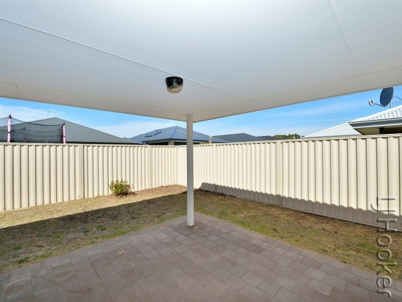24 Geographe Bay Pass, Secret Harbour WA 6173
