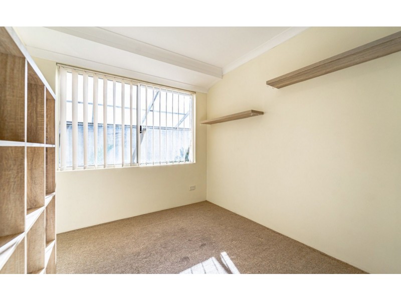 115 San Sebastian Boulevard, Port Kennedy WA 6172