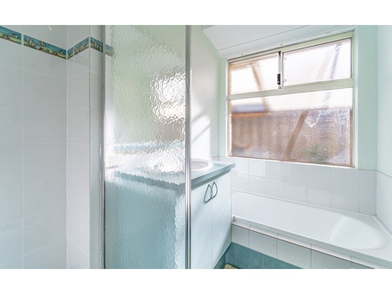 115 San Sebastian Boulevard, Port Kennedy WA 6172