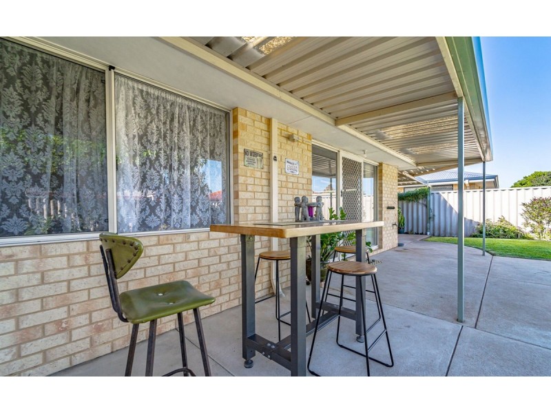 115 San Sebastian Boulevard, Port Kennedy WA 6172