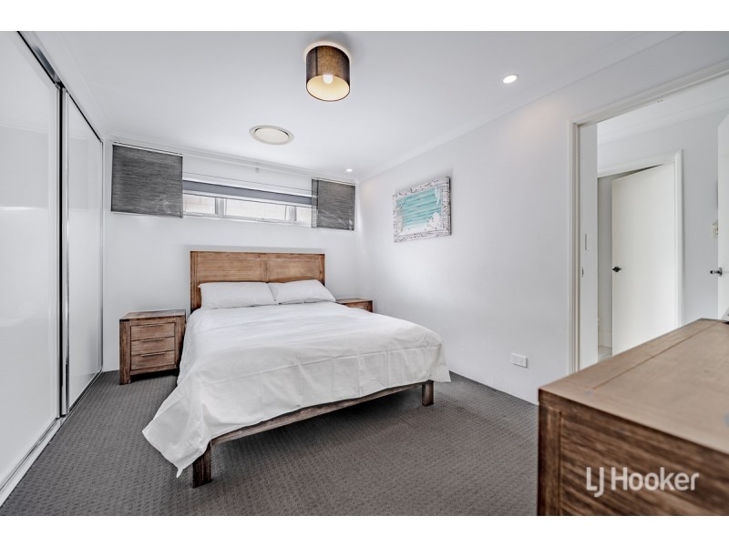 20/19 Malibu Road, Safety Bay WA 6169