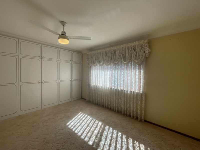 15 Duncan Street, Coodanup WA 6210