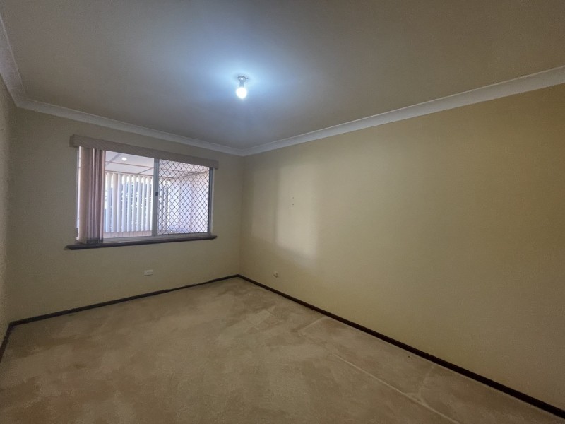 15 Duncan Street, Coodanup WA 6210