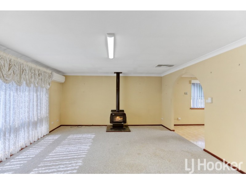 15 Duncan Street, Coodanup WA 6210