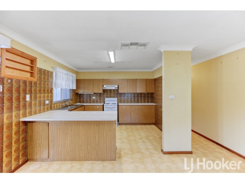 15 Duncan Street, Coodanup WA 6210