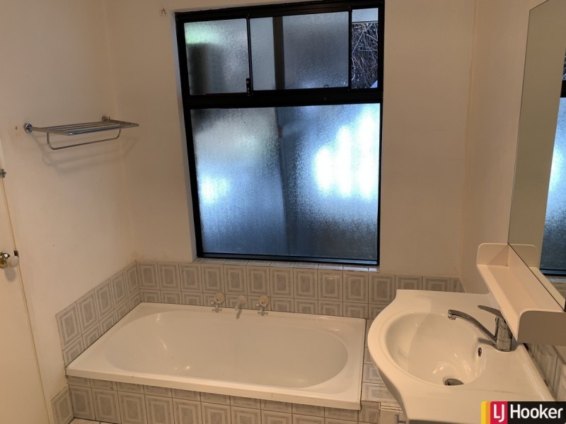 6 Olympus Rise, Greenfields WA 6210