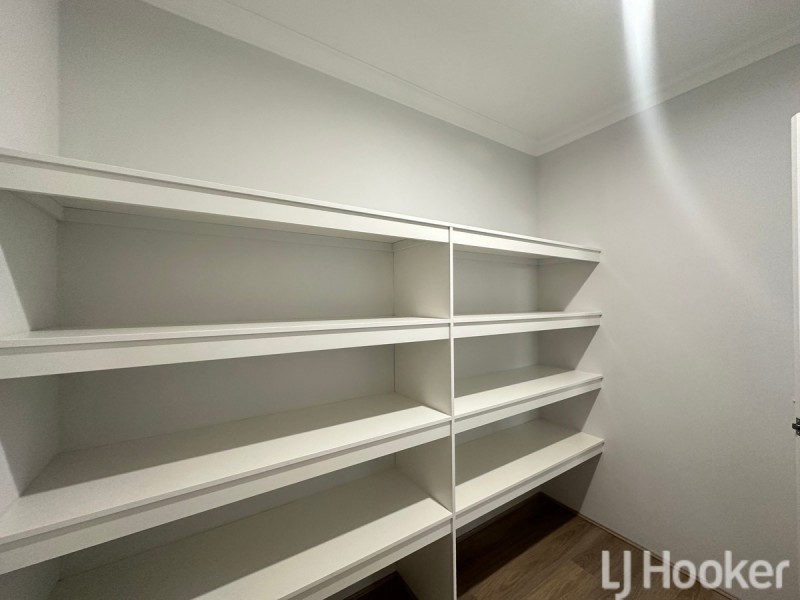 8 Moonlight Street, Madora Bay WA 6210