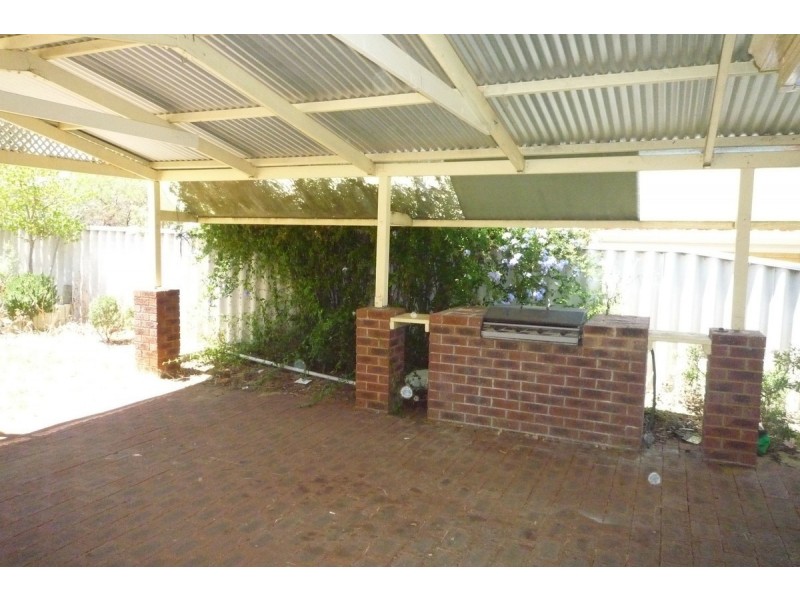 4 Spider Orchid Close, Greenfields WA 6210