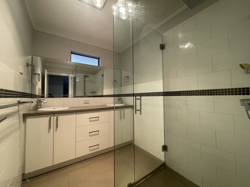 27 Hennessy Street, Mandurah WA 6210