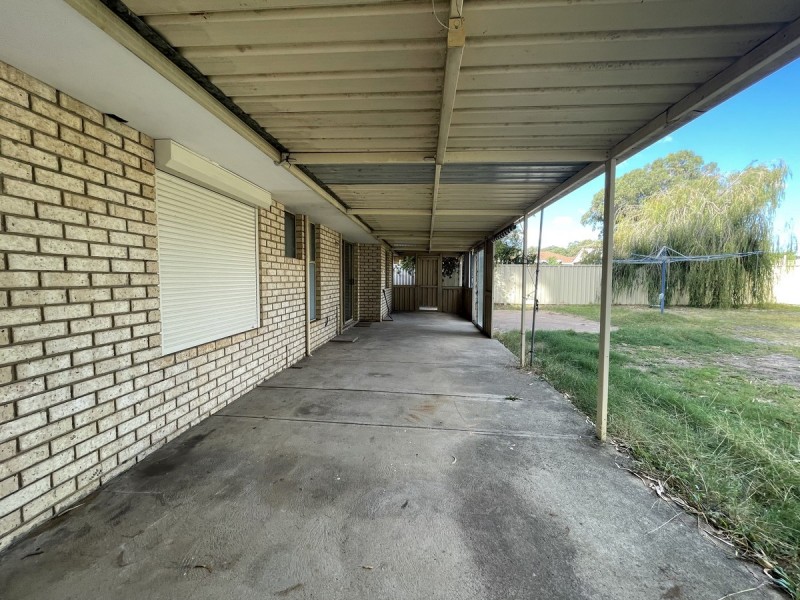 2 Sartorial Place, Greenfields WA 6210