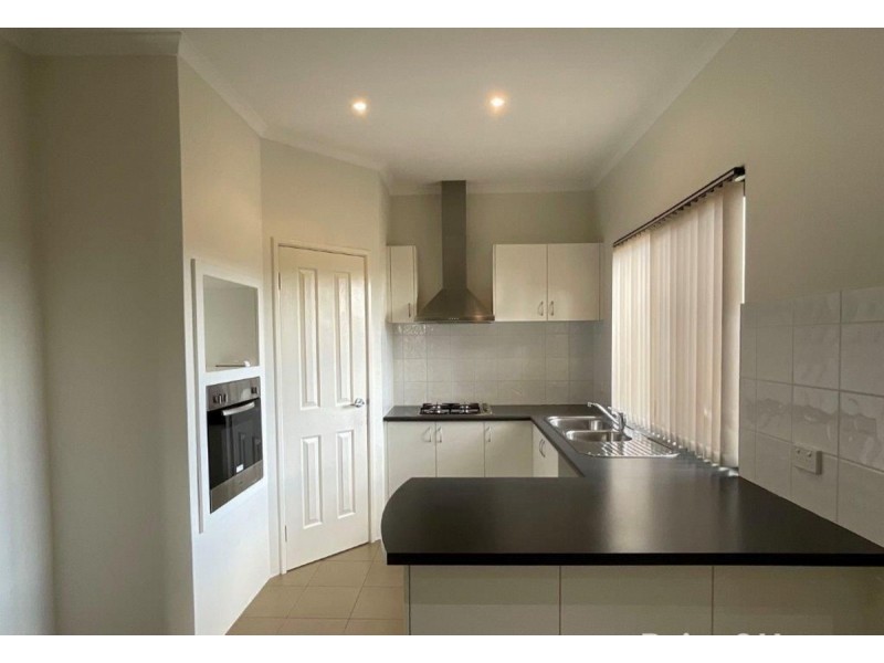 20D Lanyon Street, Mandurah WA 6210