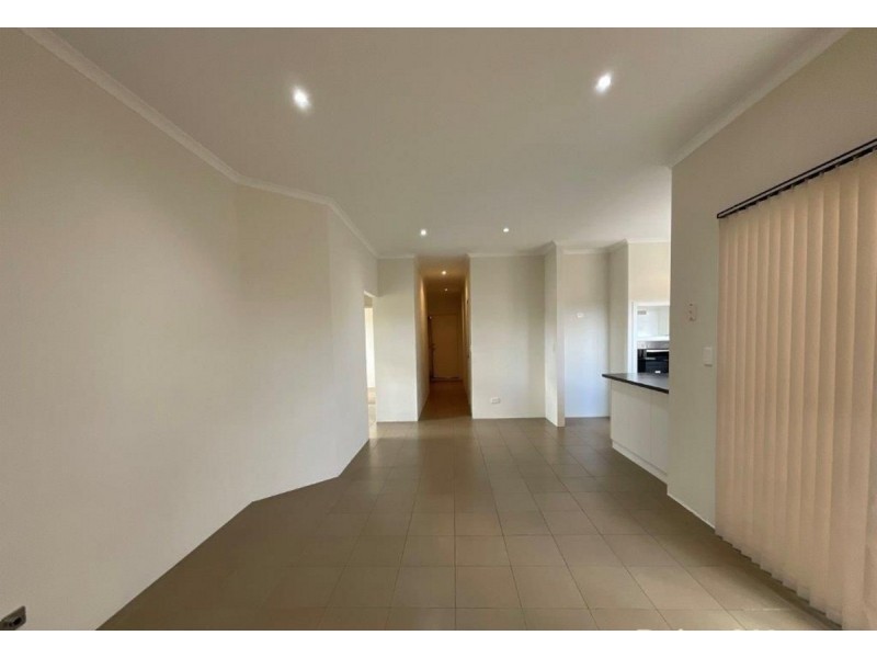 20D Lanyon Street, Mandurah WA 6210