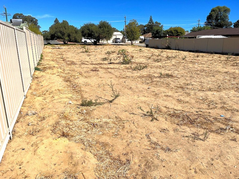 6 Banjup Road, Greenfields WA 6210