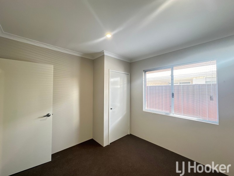 11 Lauderdale Road, Madora Bay WA 6210