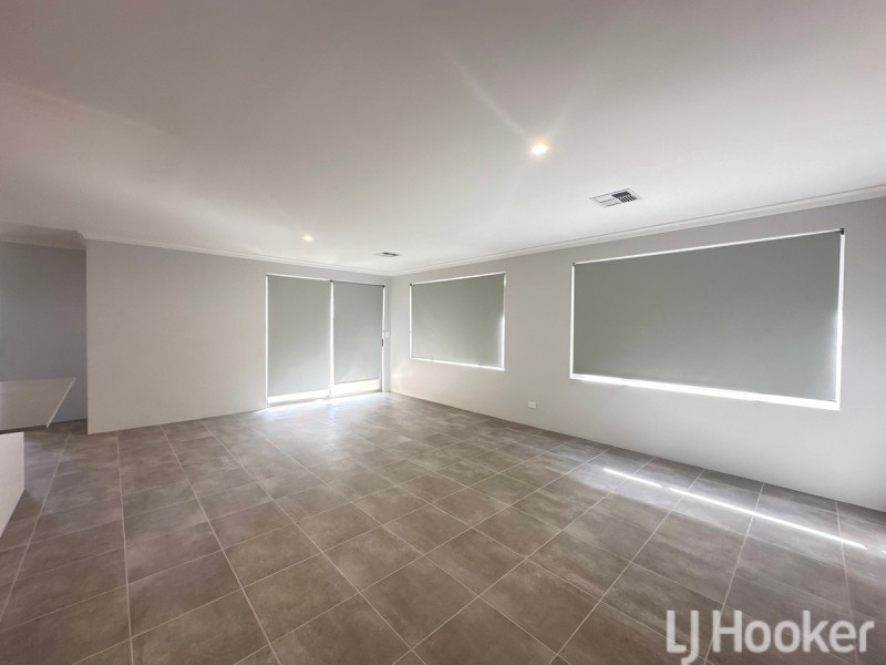 21 Rapallo Grove, Madora Bay WA 6210