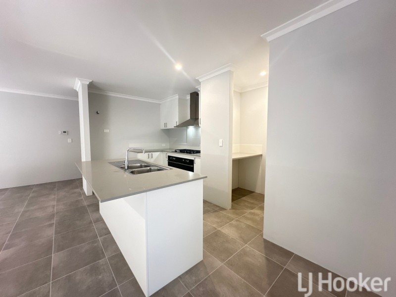 21 Rapallo Grove, Madora Bay WA 6210