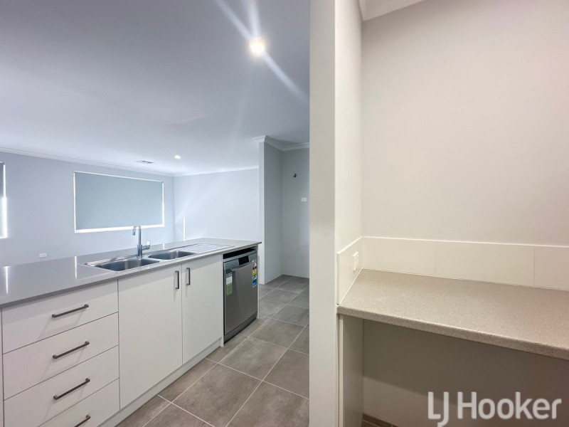 21 Rapallo Grove, Madora Bay WA 6210