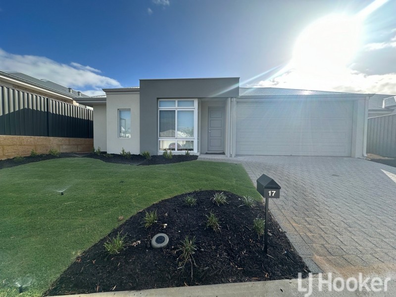 17 Huntington Street, Madora Bay WA 6210