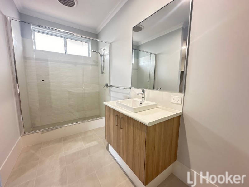 17 Huntington Street, Madora Bay WA 6210