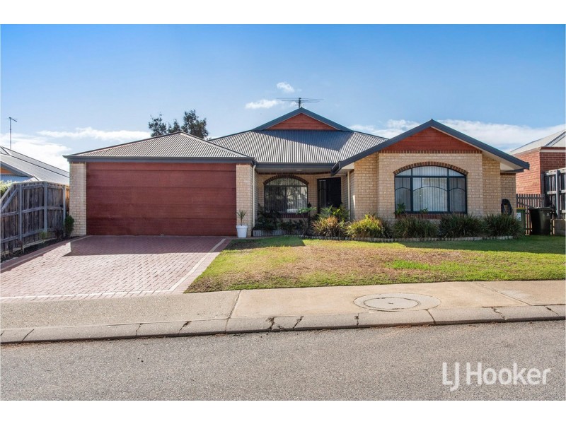 15 Carissa Turn, Halls Head WA 6210