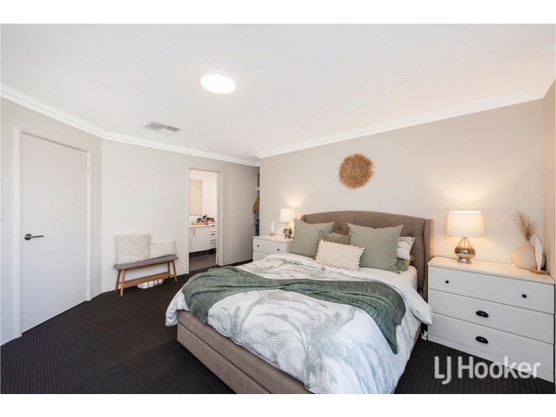 15 Carissa Turn, Halls Head WA 6210