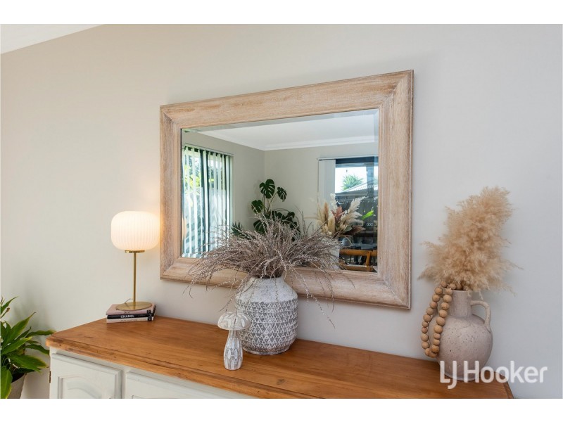 15 Carissa Turn, Halls Head WA 6210