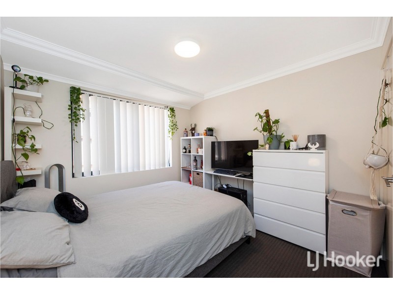 15 Carissa Turn, Halls Head WA 6210