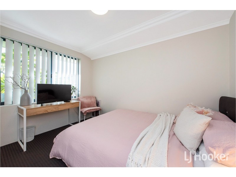 15 Carissa Turn, Halls Head WA 6210