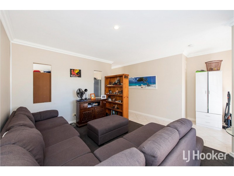 61 Mariners Cove Drive, Dudley Park WA 6210