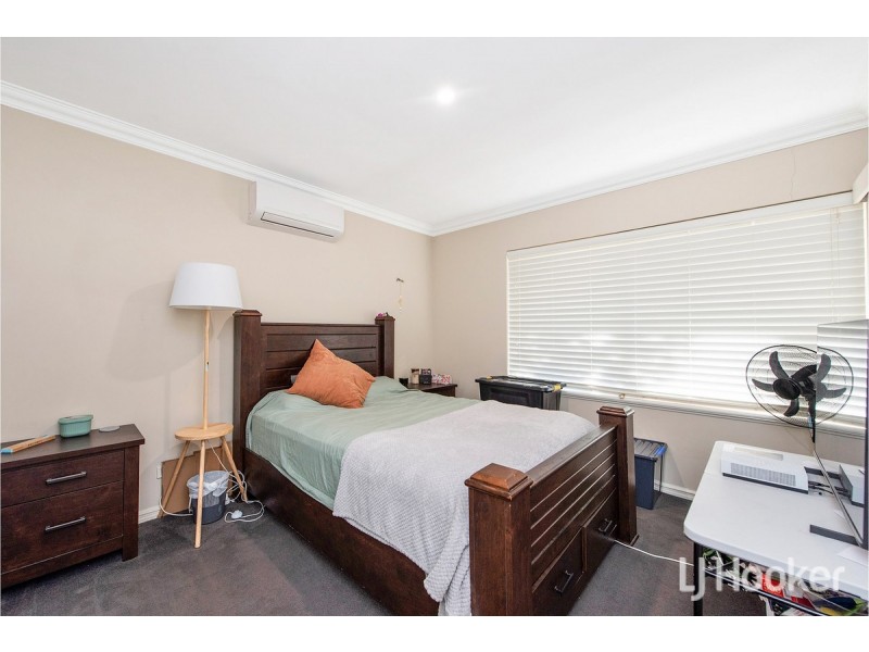 61 Mariners Cove Drive, Dudley Park WA 6210