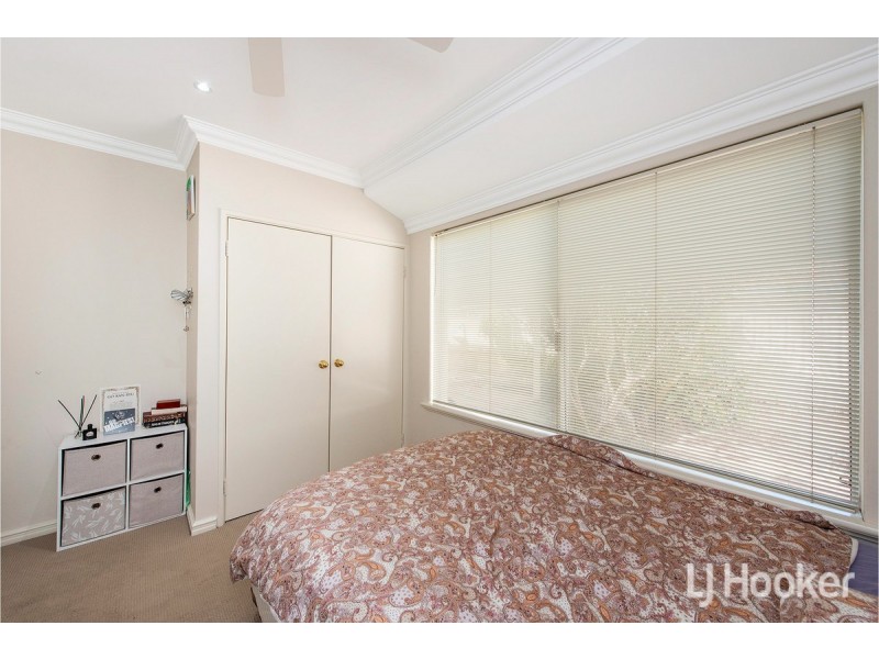 61 Mariners Cove Drive, Dudley Park WA 6210